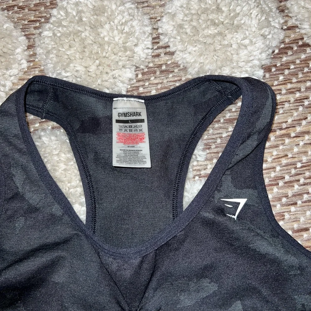Gymshark Camo Adapt Tank Top - Picture 3 of 4